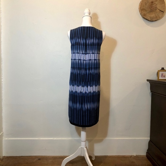 Vince Blue Tie Dye/Stripe Printed Dress Size 12 - Picture 3 of 7